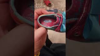 How to Replace Battery on Skechers Twinkle Toes Shoes?
