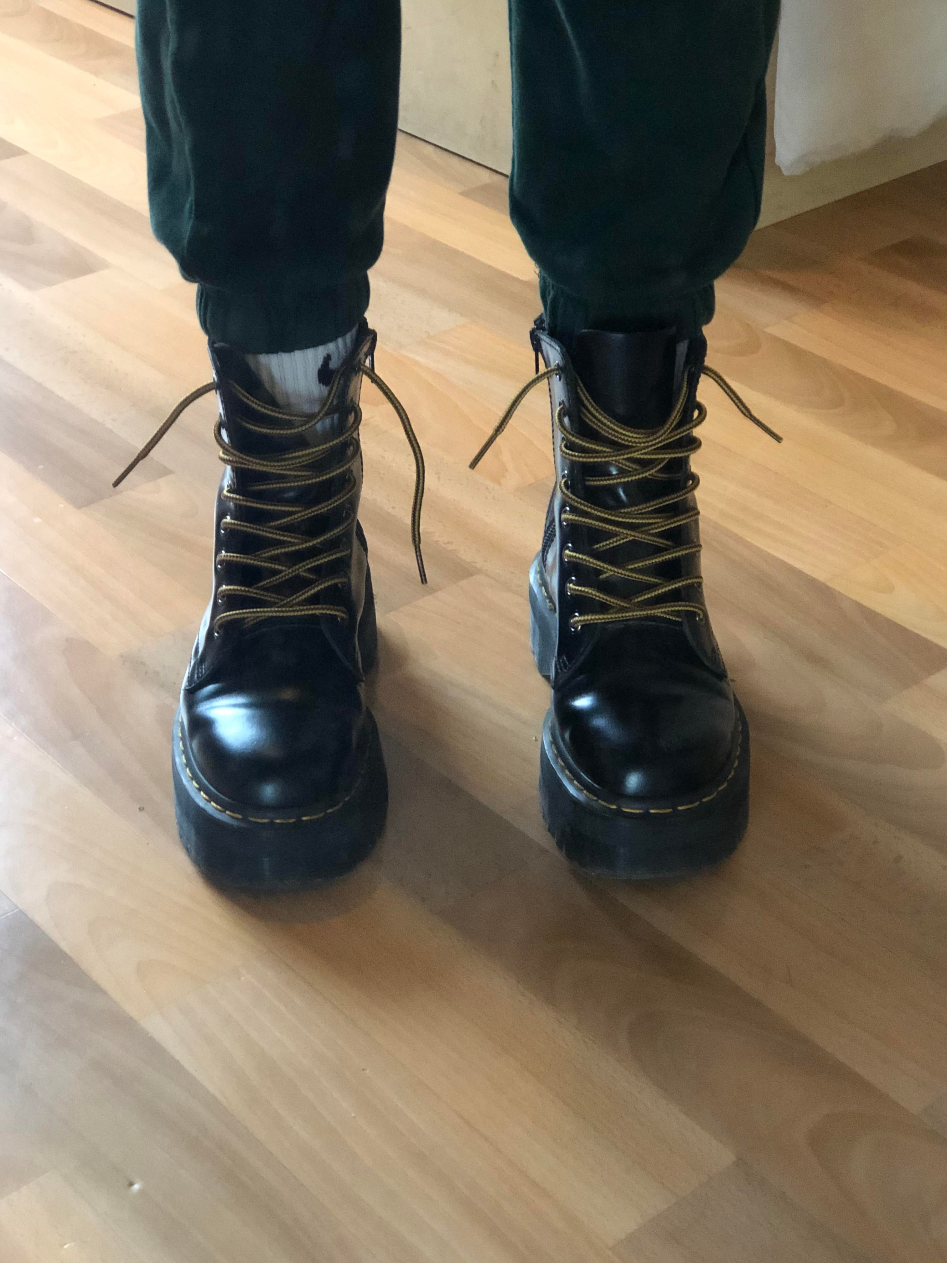 How To Keep Dr Martens Tongue In Place?