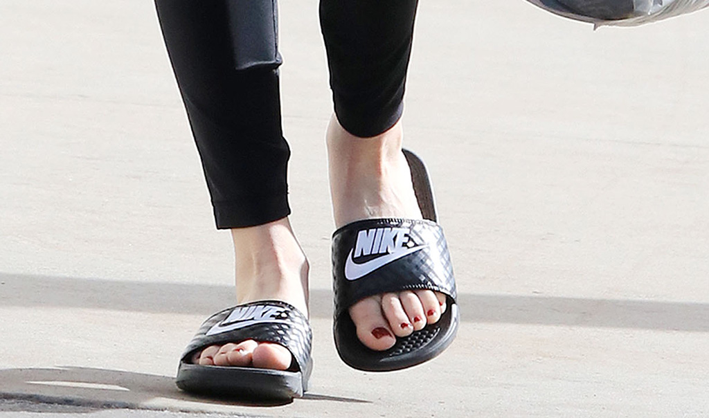 Do Nike Slides Run Small?