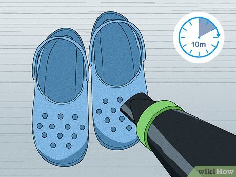 How to Shrink Crocs?