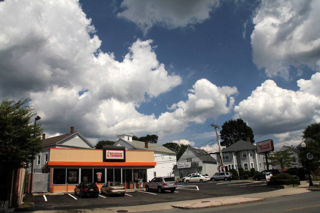 Is There A Reebok Outlet In Stoughton?