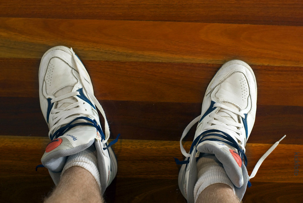 How Do You Let The Air Out Of Reebok Pumps?