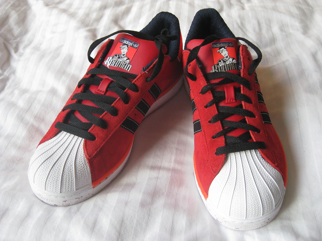 Who Is Signed To Adidas?