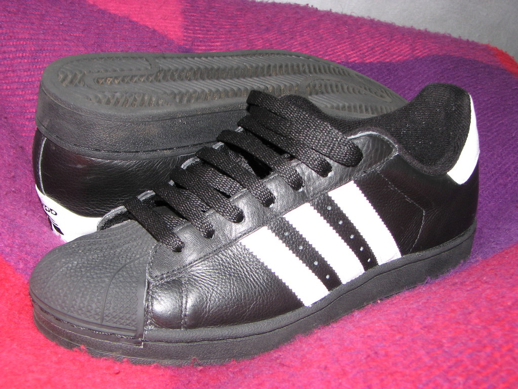 Where Do They Sell Adidas Superstar Shoes?