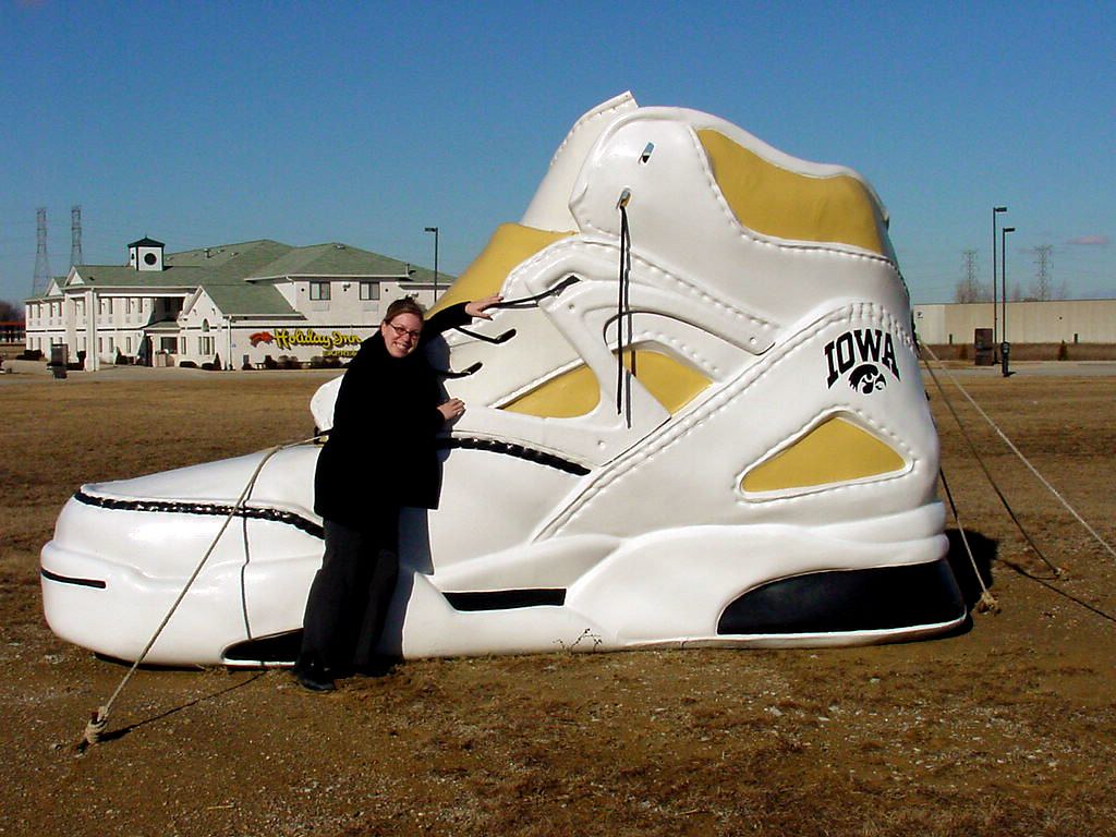 How Many Inches Is In A Reebok Size 6?