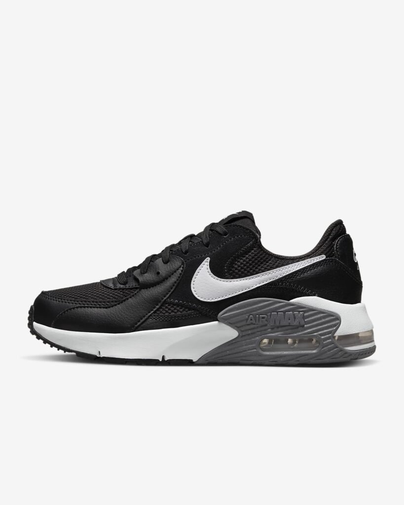 Nike Air Max Black Leather: Classic Sneakers With A Touch Of Elegance