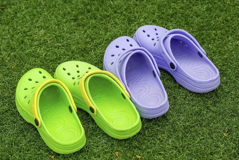 Does Nike Sell Crocs?