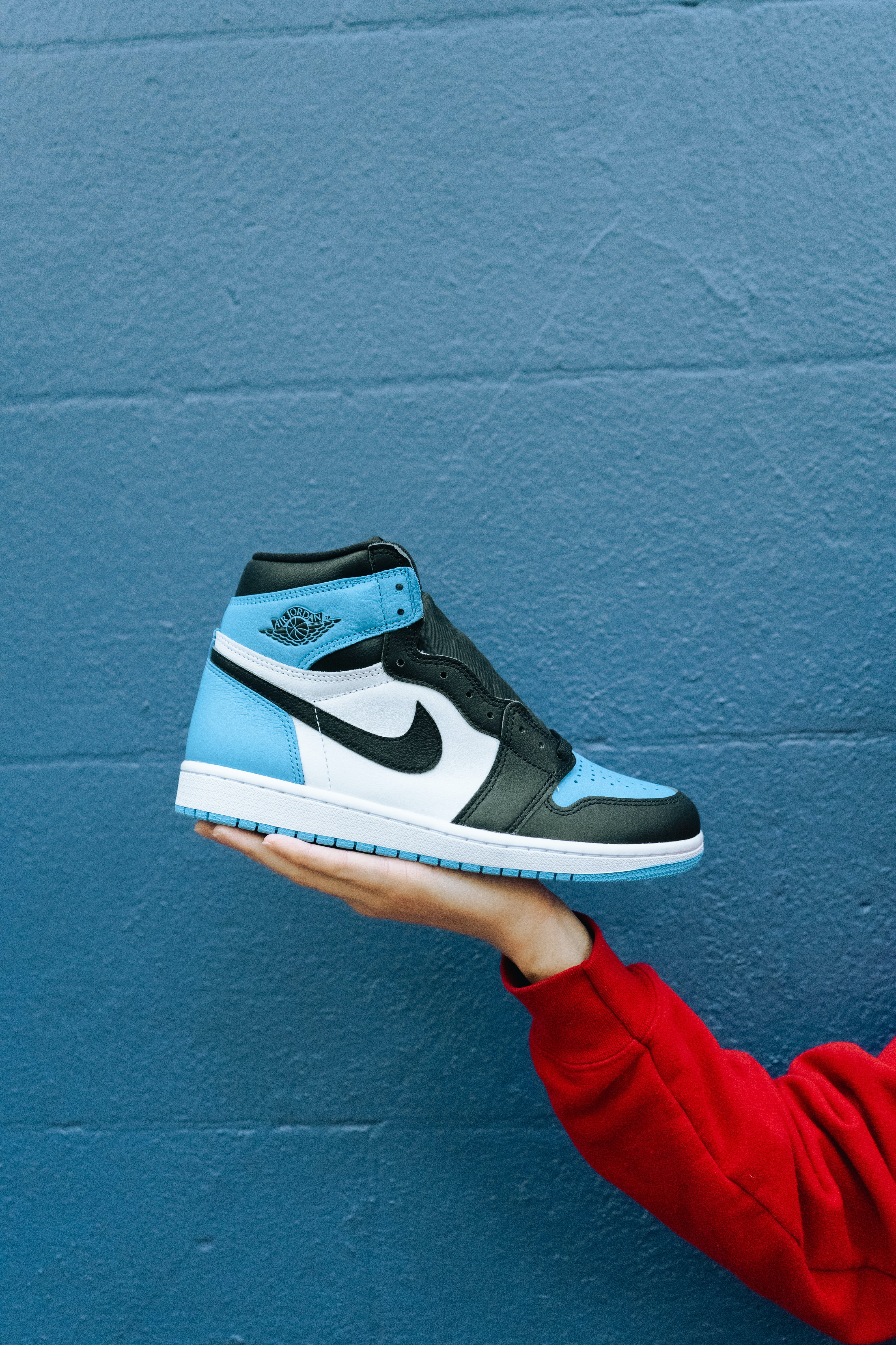 Nike Air Jordan 1 Mujer: The Best And Most Stylish Air Jordan 1 Sneakers For Women