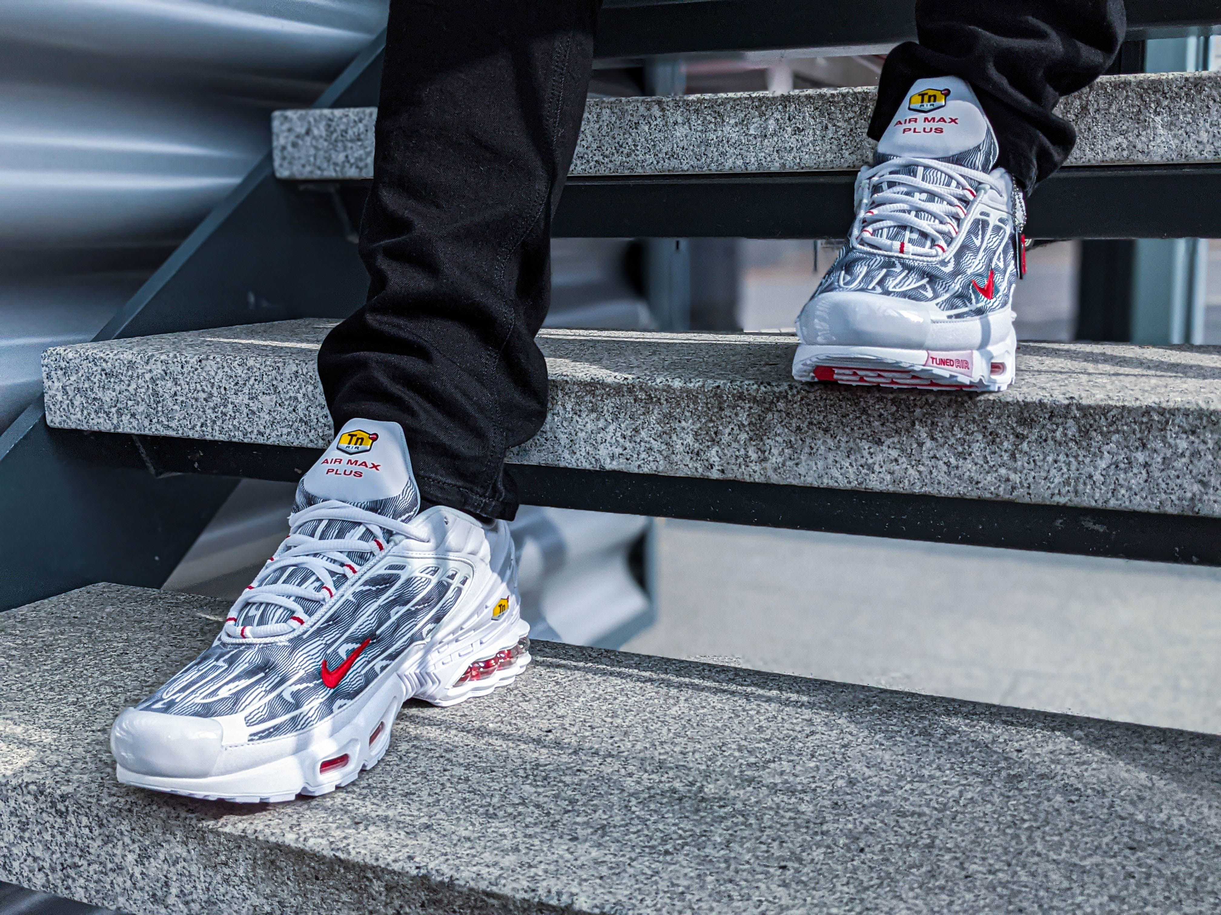 Elevate Your Look With Tenis Nike Air Max 90
