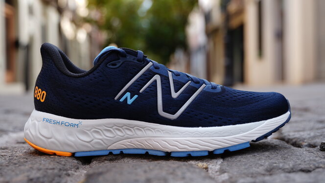 search image 2 Brooks Ghost Vs New Balance 880 2