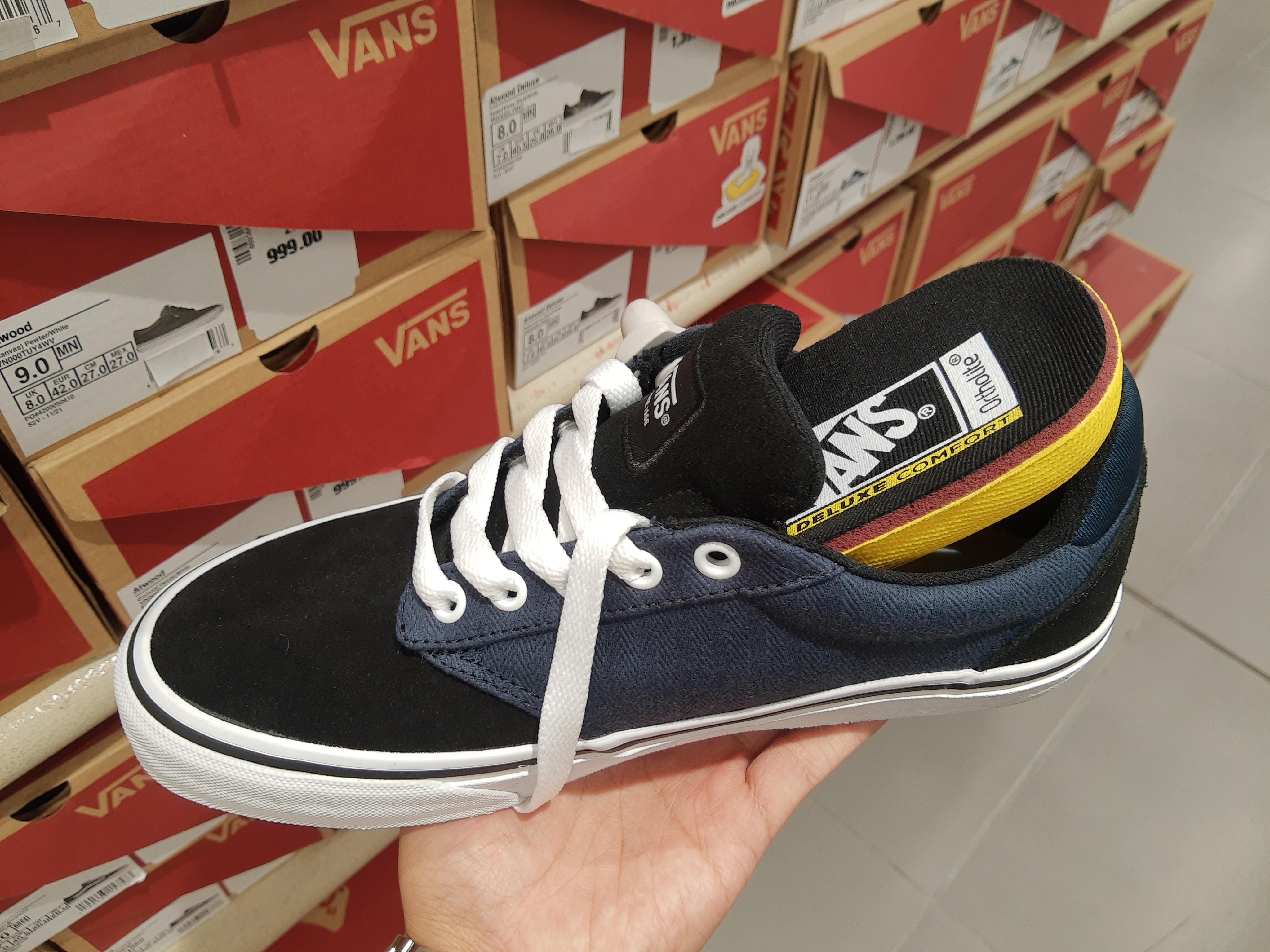 search image 2 Vans Deluxe Comfort Vs Comfycush 2